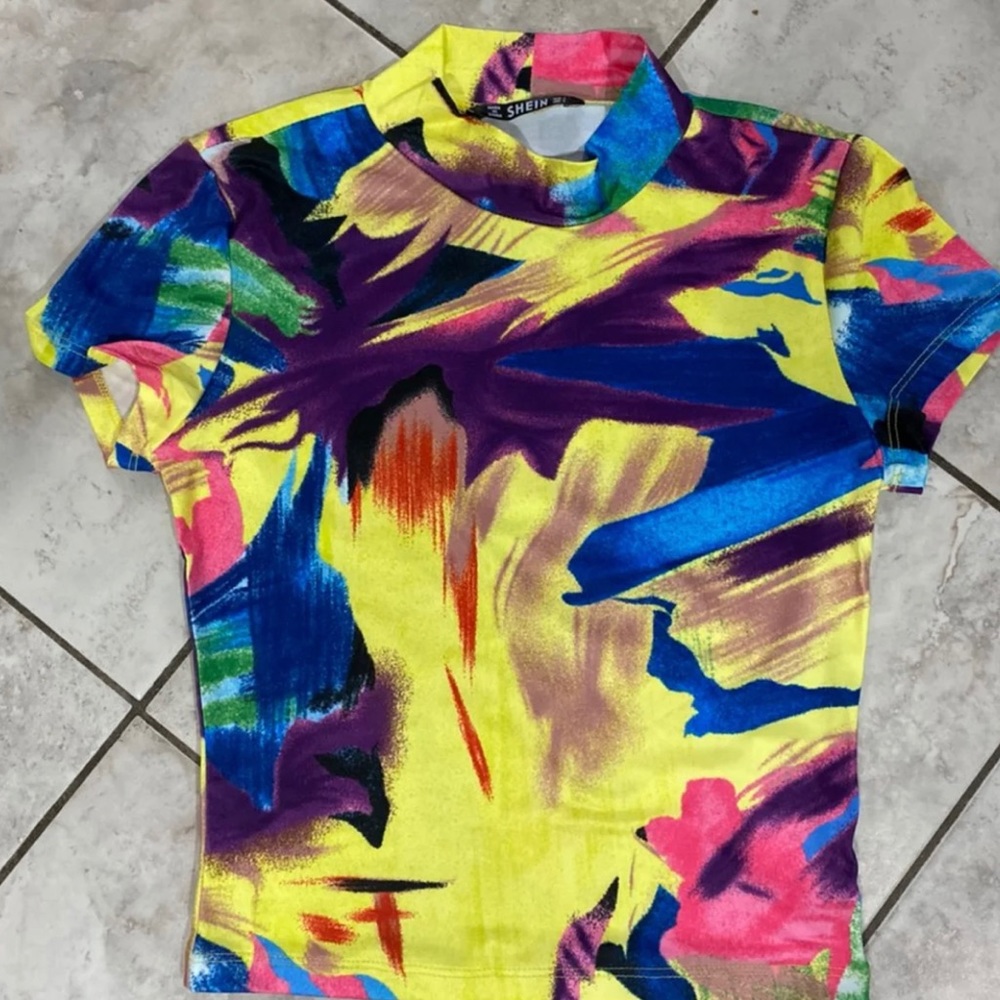 Mock neck graphic top